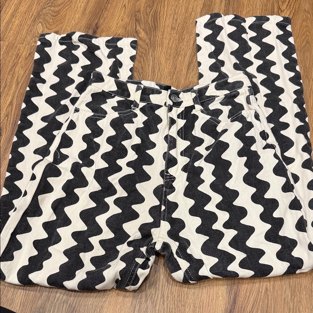 Cider Monochrome Wave Pattern Pants